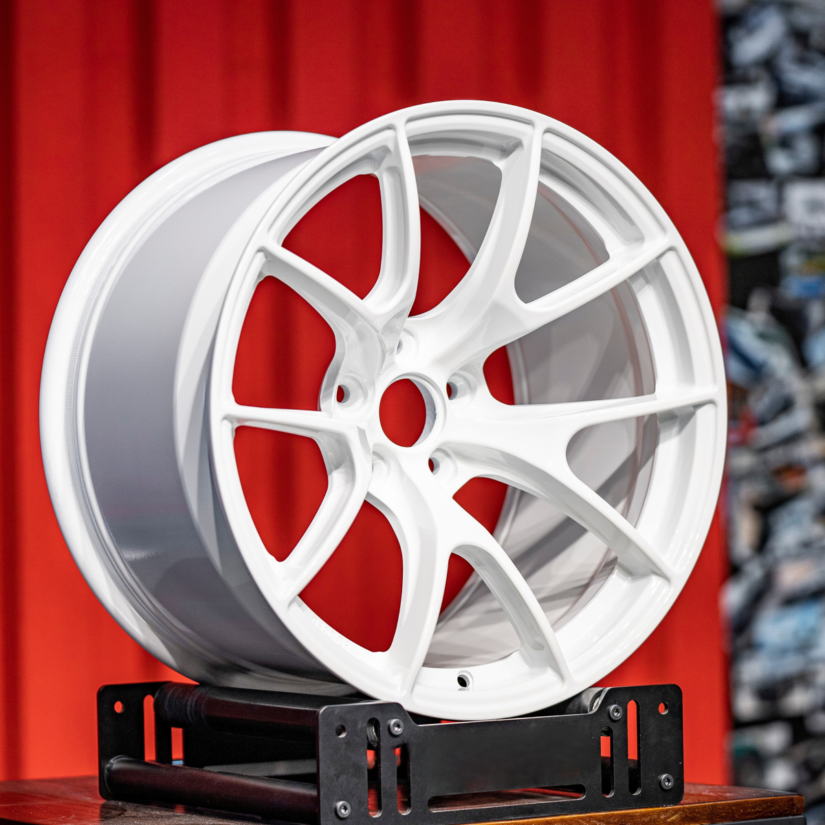 UMPARTS T6061 Forged Alloy Wheel – Split Multi-Spoke Performance Rim | Gloss White Finish